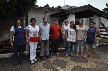Prefeito Valmir visita obras em postos de saúde de Itaí
