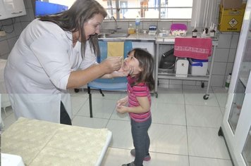 Vacinação contra paralisia infantil já atinge mais de 900 crianças em Itaí