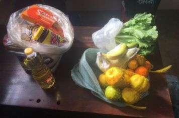 Prefeitura de Itaí distribui kits de alimentação para alunos da rede municipal