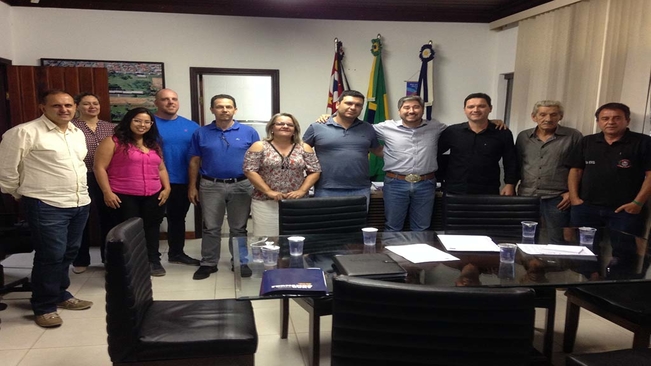 Prefeito Thiago Michelin recebe a visita do Deputado Fernando Cury