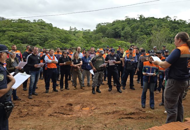 Membros da Defesa Civil de Itaí estiveram presentes no 05º TREINAMENTO SÃO PAULO SEMPRE ALERTA CHUVAS DE VERÃO 2024/2025