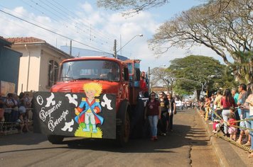 Foto - Desfile 145 anos