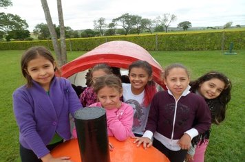 Alunos da rede municipal de ensino de Itaí se divertiram nas Terras de Santa Cristina
