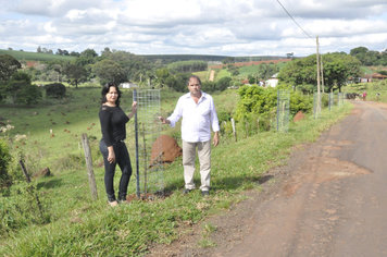 Prefeitura de Itaí realiza plantio de mudas de árvores em diversos pontos da cidade.