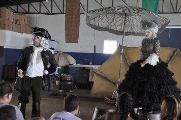 Peça Teatral ‘A Condessa e o Bandoleiro’ é apresentada em Itaí