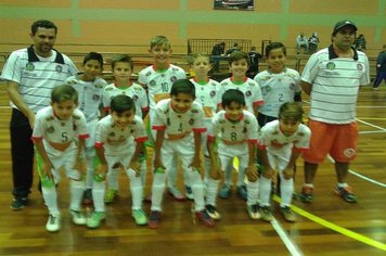 Futsal Itaí vence nas categorias sub 10 e sub 12 e já estão entre as 6 melhores do Estado de São Paulo.