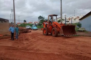 Continua a operação tapa buracos em Itaí