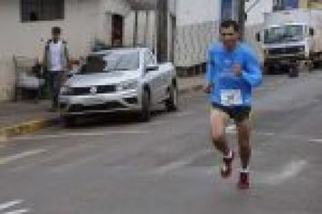 Claudionir Amaro vence a Corrida de Santo Antônio