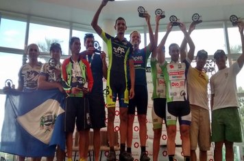 Mountain Bike Itaí chega ao pódio na primeira etapa da Sudoeste em Botucatu.