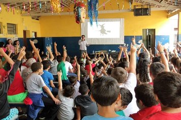 Dia Nacional dos Animais é comemorado na cidade de Itaí