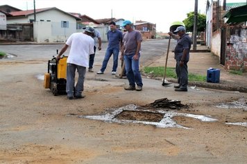 Prefeitura Municipal de Itaí realiza operação Tapa-Buraco em vias públicas da cidade