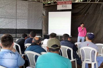 AgroEtec promoveu grande evento sobre o 'Dia de Campo' em Itaí