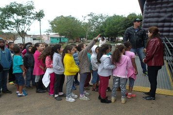 'Teatro de Tábuas' ofereceu o melhor espetáculo aos alunos e à população de Itaí