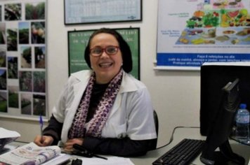 Serviço de Alimentação de Itaí homenageia os nutricionistas pelo seu dia.