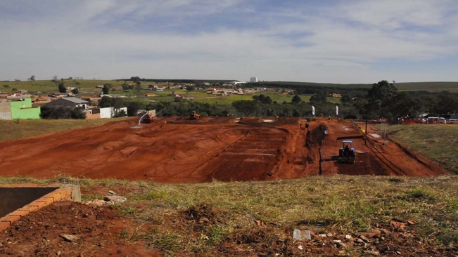 Abertura da Copa Paulista de Motocross em Itaí reúne grande público