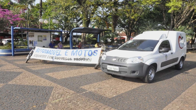 Prefeitura de Itaí adquire novos veículos
